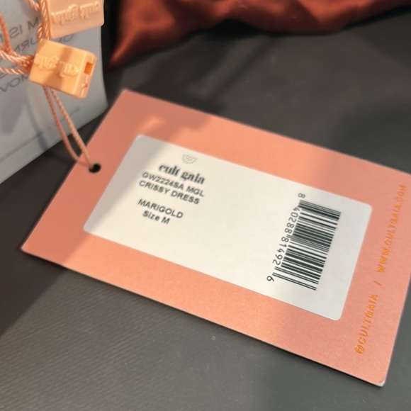 NWT Cult Gala Crissy Gown in Marigold - Picture 6 of 8